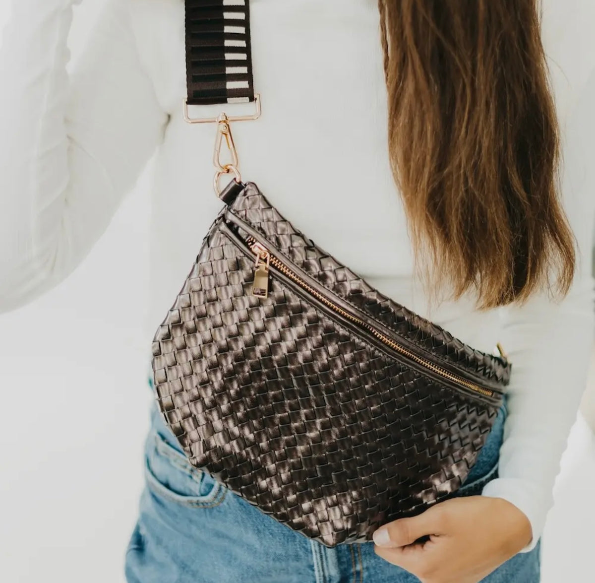 Crossbody Woven Belt Bag - Choose from 5 Colors