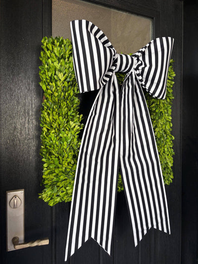 Noir Elegance Bow